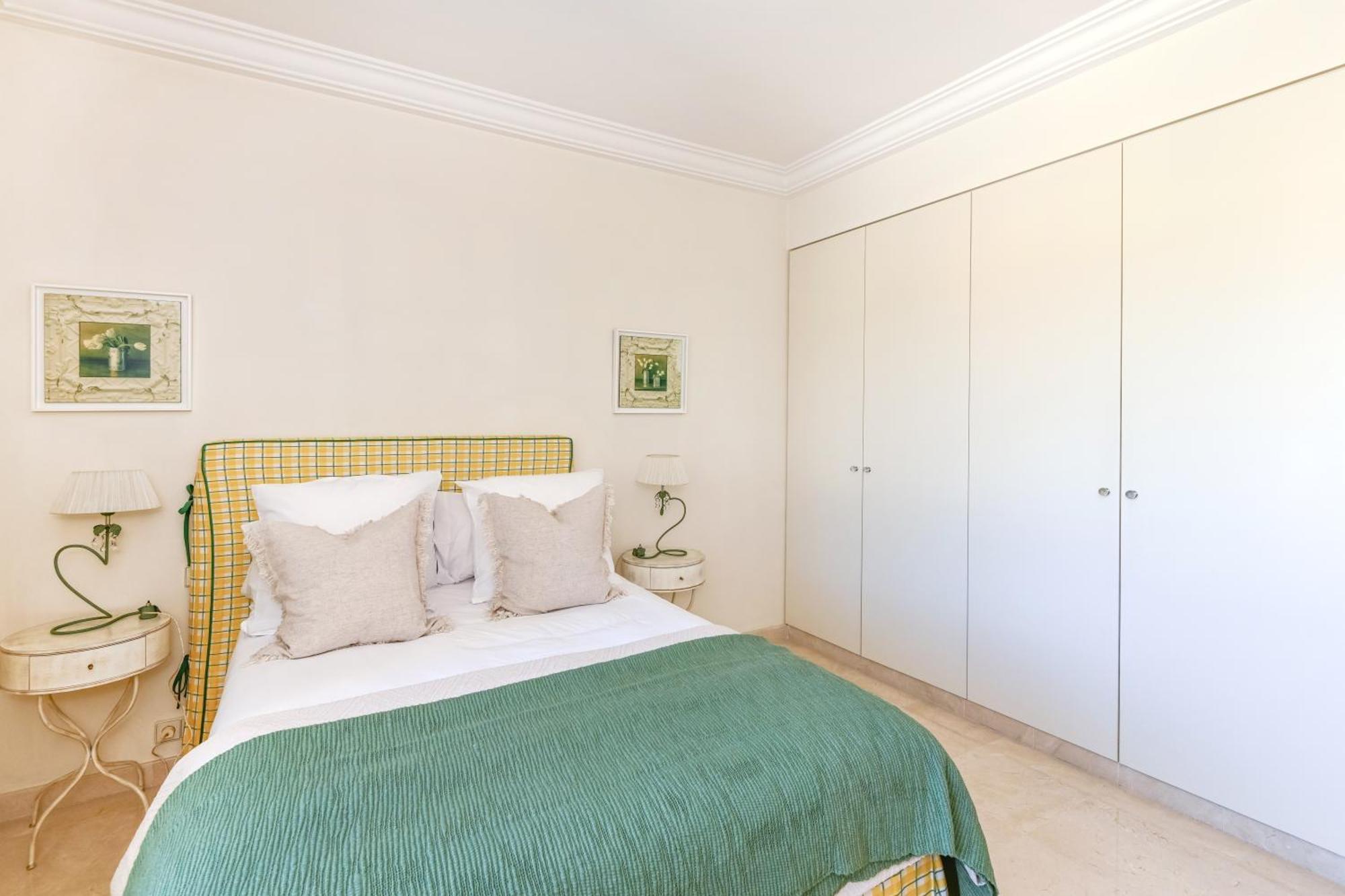 Buckingham & Lloyds - Cannes Extérieur photo